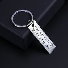 Lade das Bild in den Galerie-Viewer, Funny Key Chain
