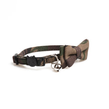 Lade das Bild in den Galerie-Viewer, Pet bow collar
