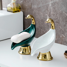 Lade das Bild in den Galerie-Viewer, Swan Soap Holder
