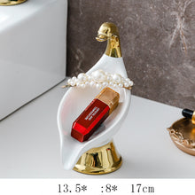 Lade das Bild in den Galerie-Viewer, Swan Soap Holder
